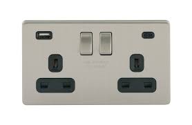 D-S132USB4C-BCG 2 Gang Switched Sockets With 4.8A A+C type Black Insert Brushed Chrome